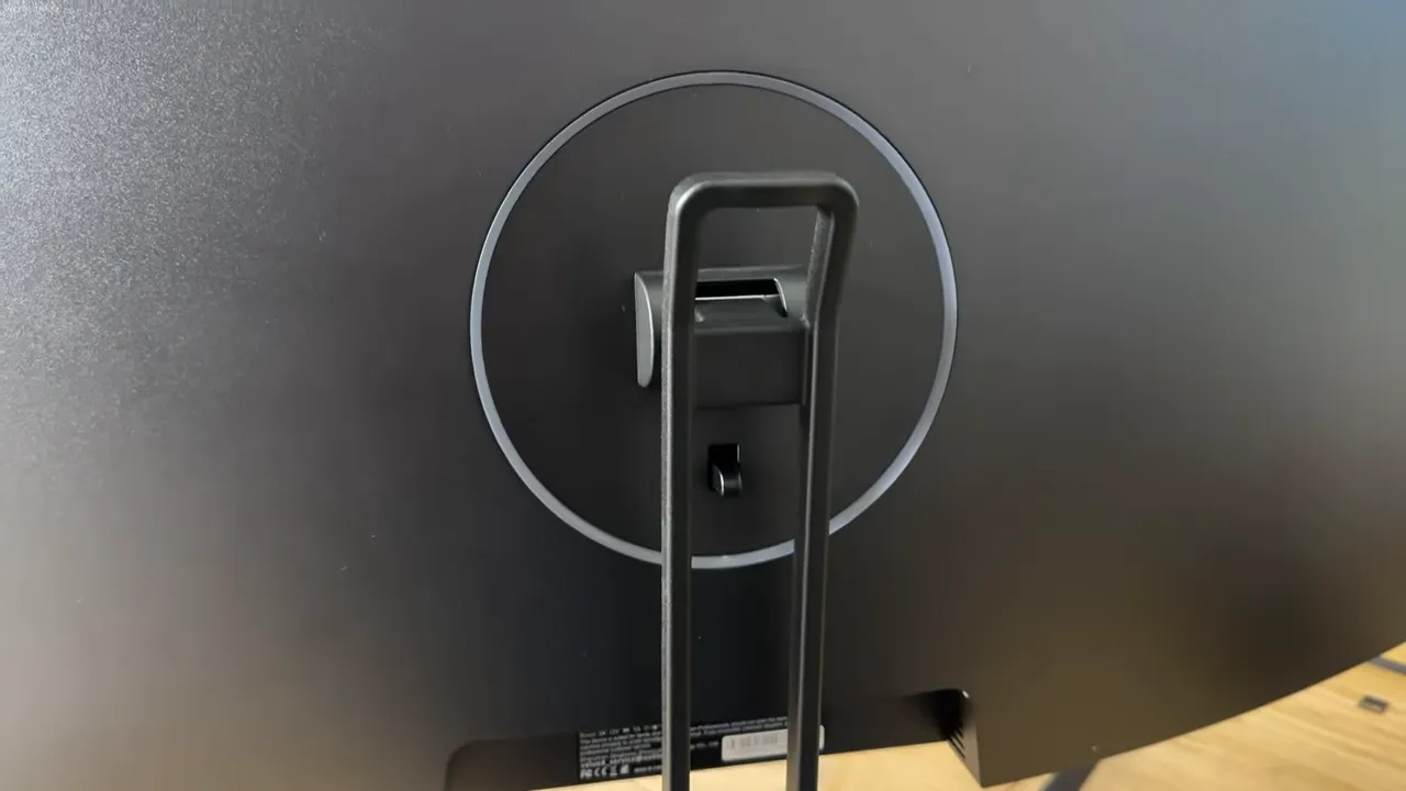 Standfuß mit Arretierungen, nicht höhenverstellbar